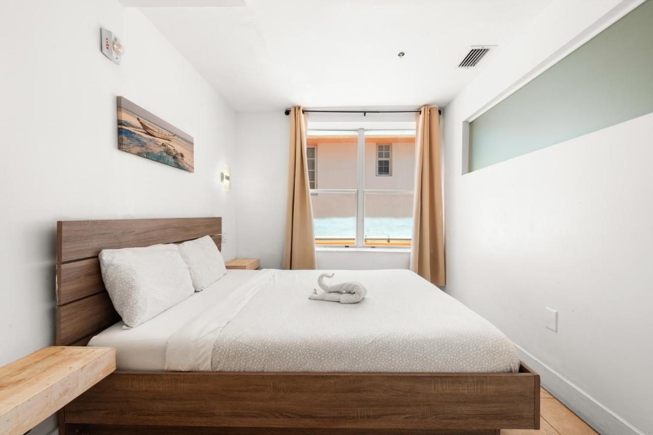 Ocean Drive Apartment Suites In ไมอามีบีช ภายนอก รูปภาพ