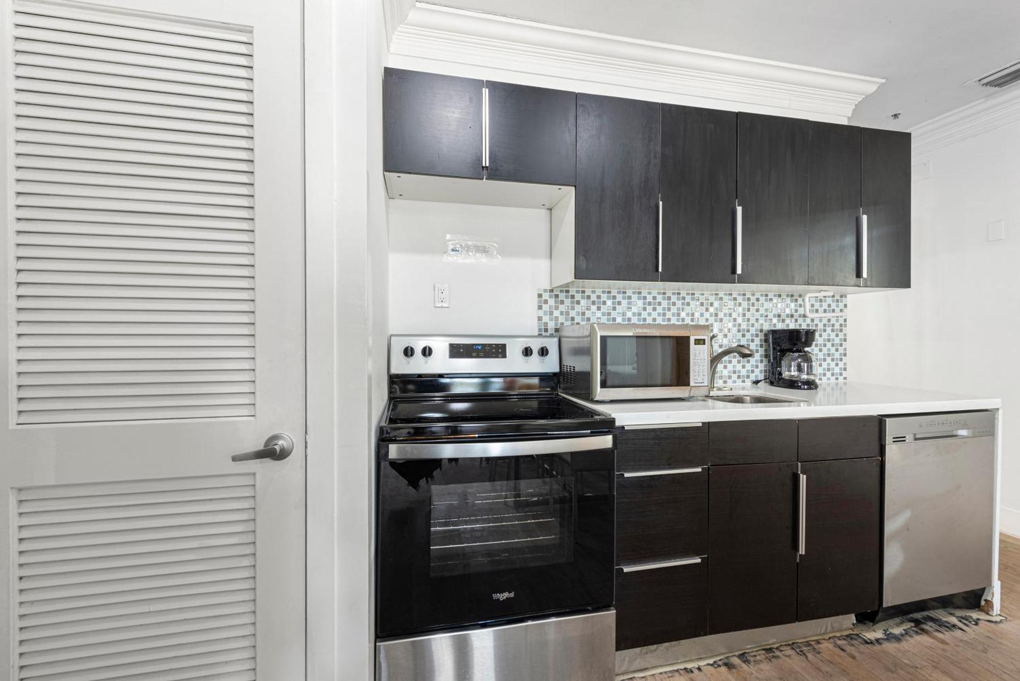 Ocean Drive Apartment Suites In ไมอามีบีช ภายนอก รูปภาพ
