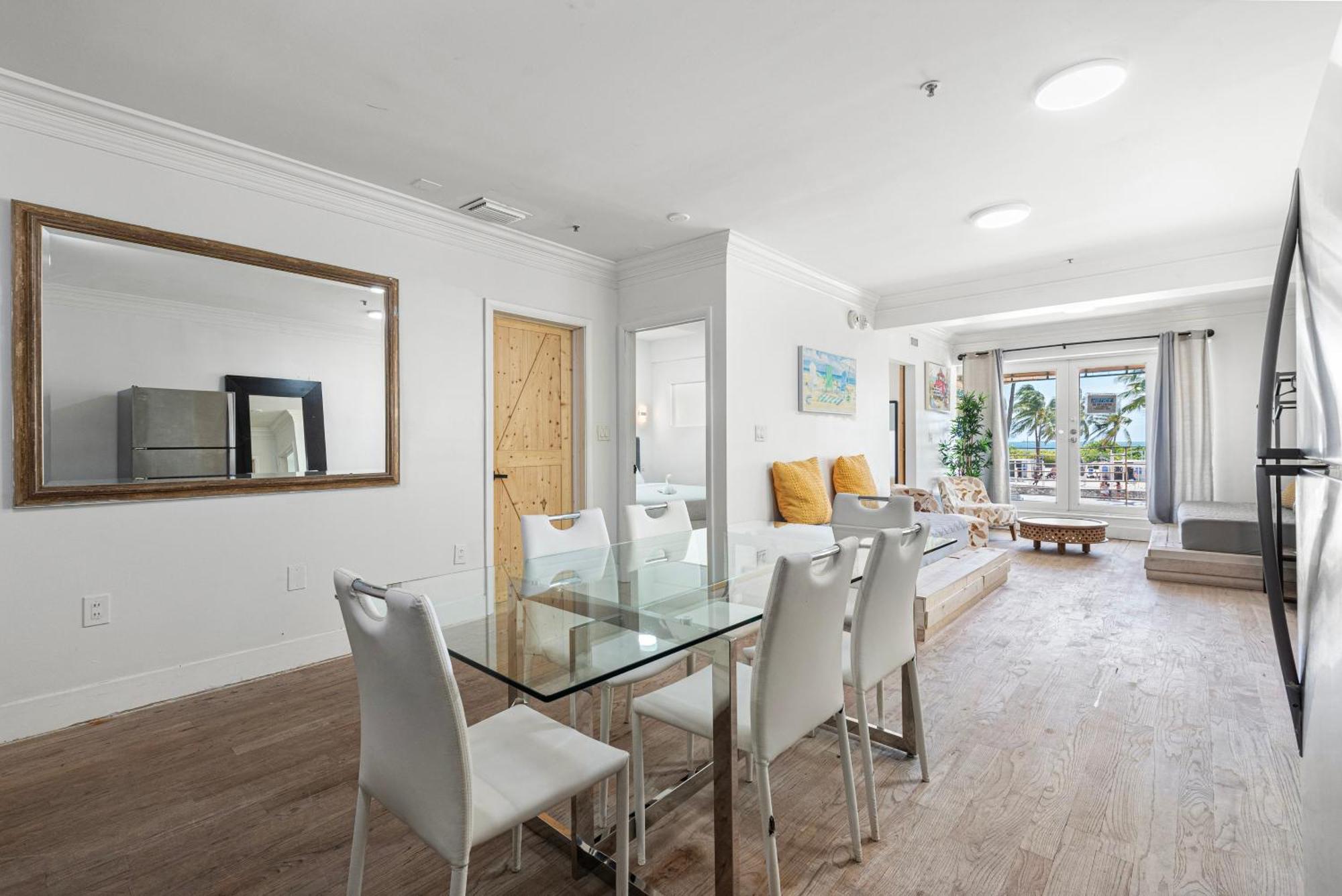 Ocean Drive Apartment Suites In ไมอามีบีช ภายนอก รูปภาพ