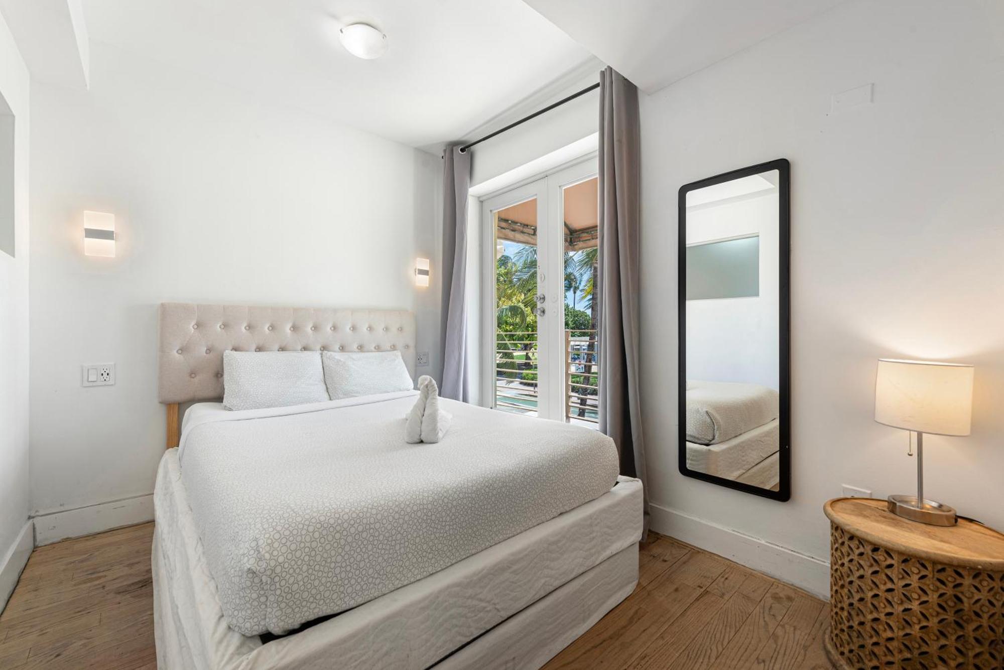 Ocean Drive Apartment Suites In ไมอามีบีช ภายนอก รูปภาพ