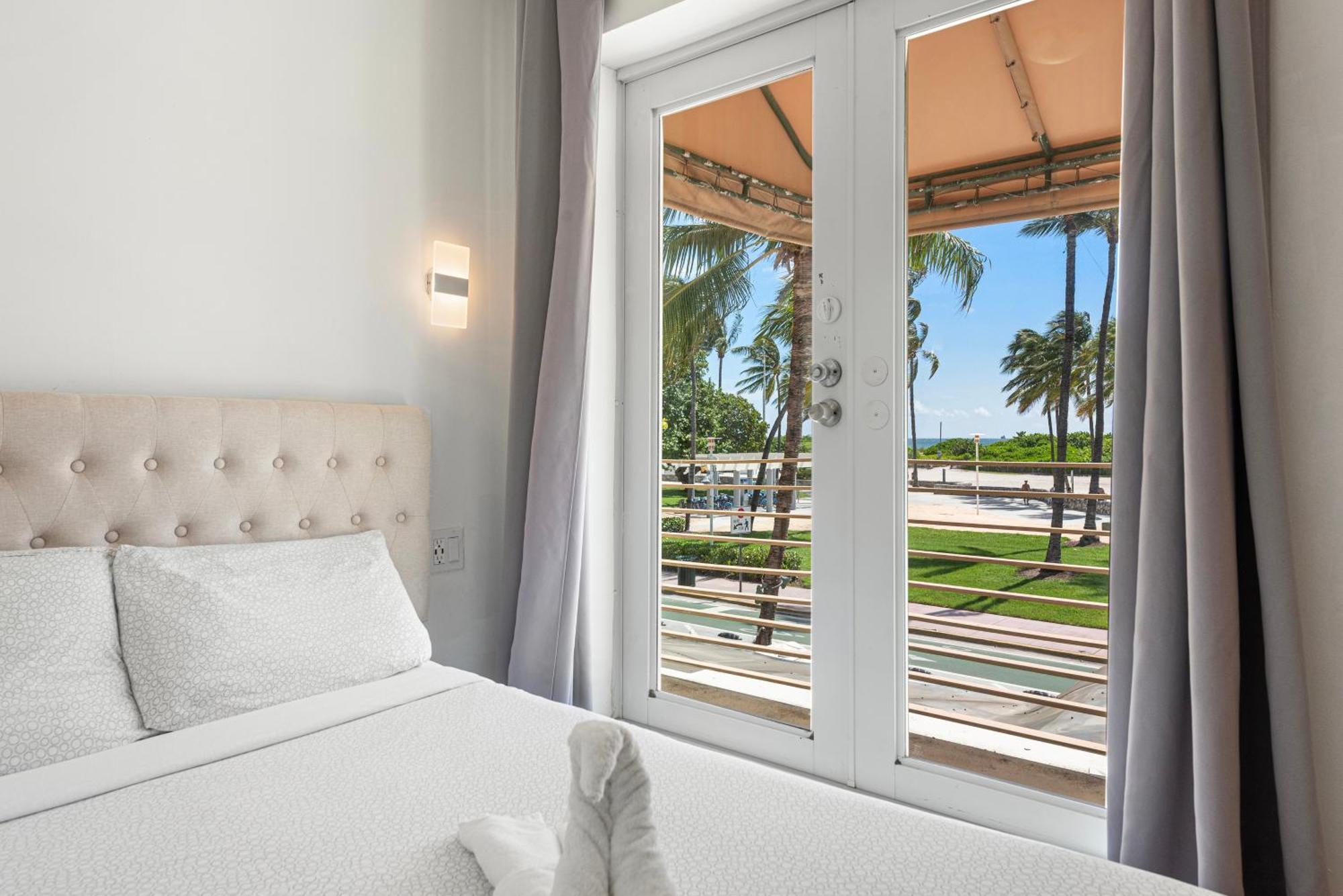 Ocean Drive Apartment Suites In ไมอามีบีช ภายนอก รูปภาพ